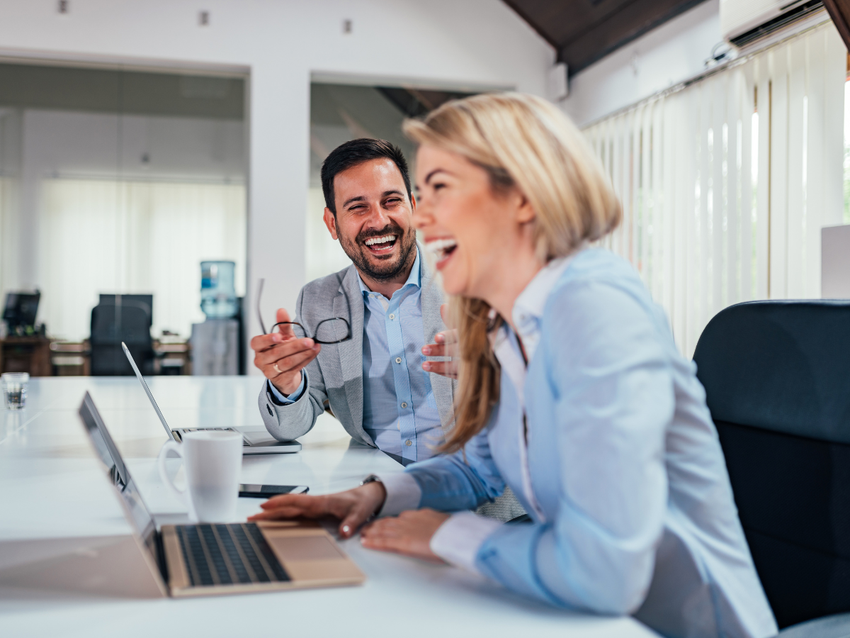 Cotta per un collega: ecco come non rovinare la propria carriera