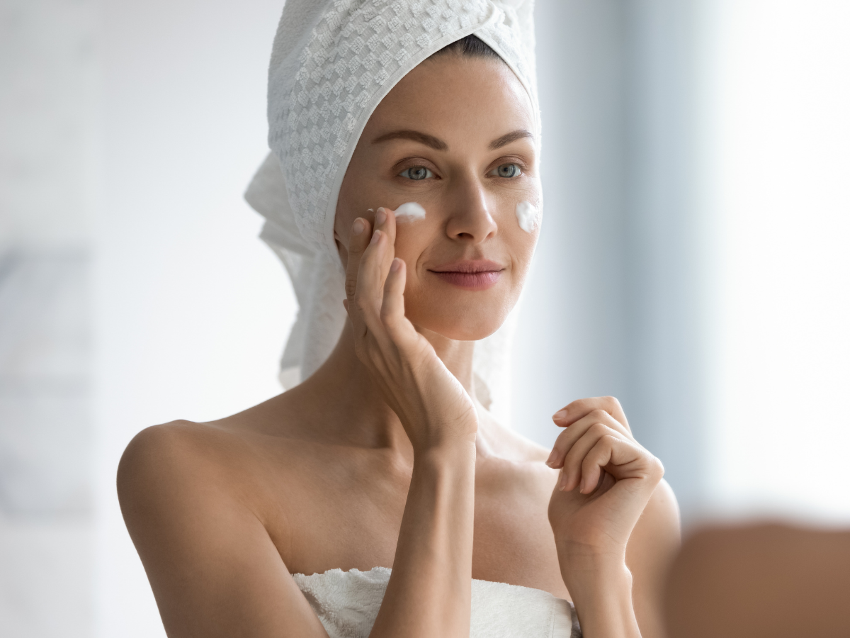 Skincare estrema: dallo sperma di salmone agli escrementi di uccelli