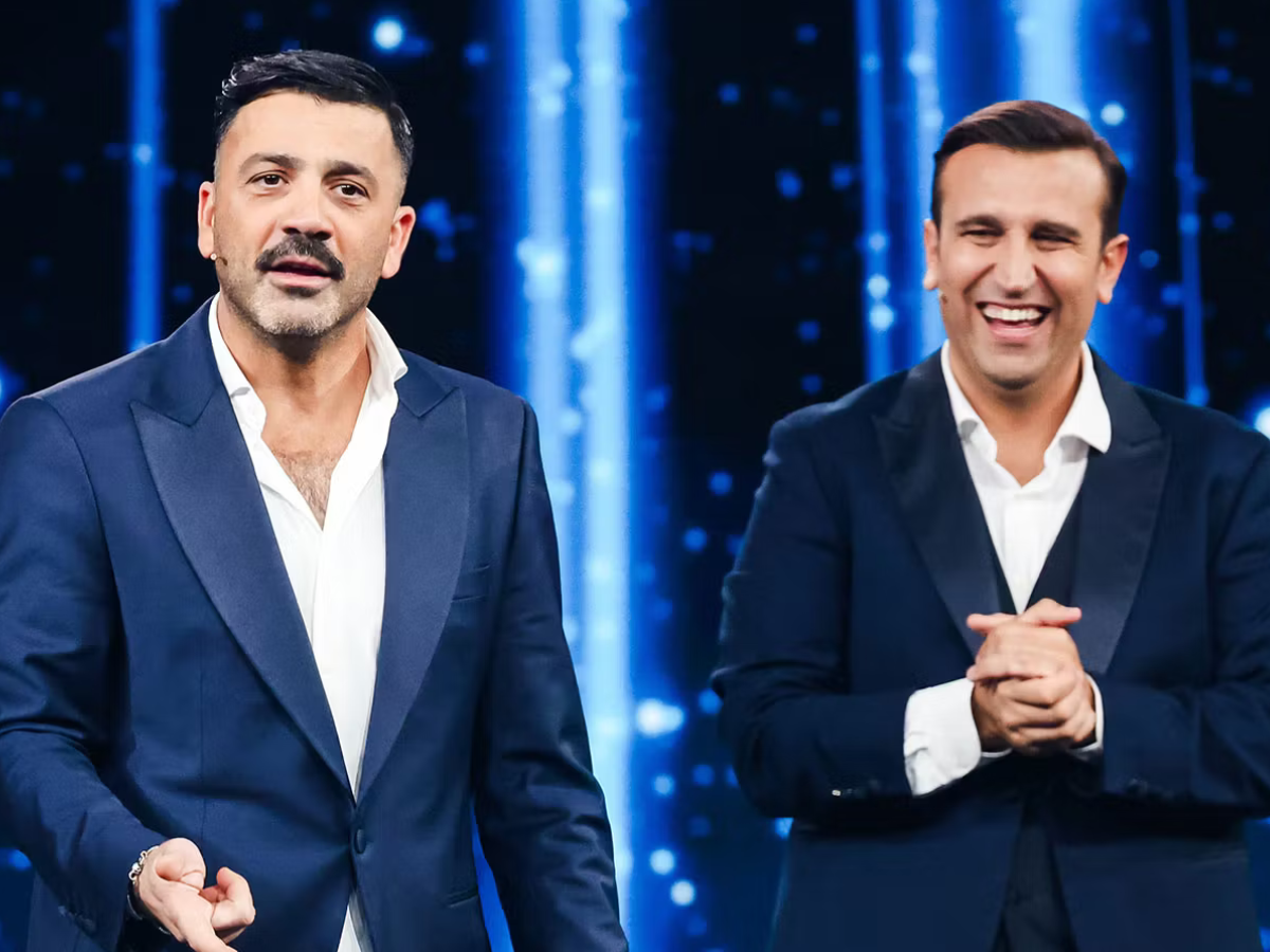 “Stanno tutti invitati”, gli ospiti e la scaletta dell’ultima puntata