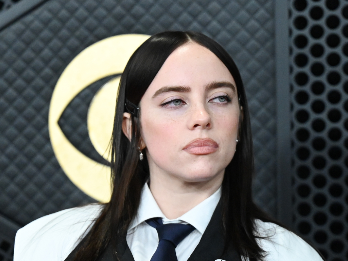 Billie Eilish si confessa: “Le persone non capiscono la Tourette”