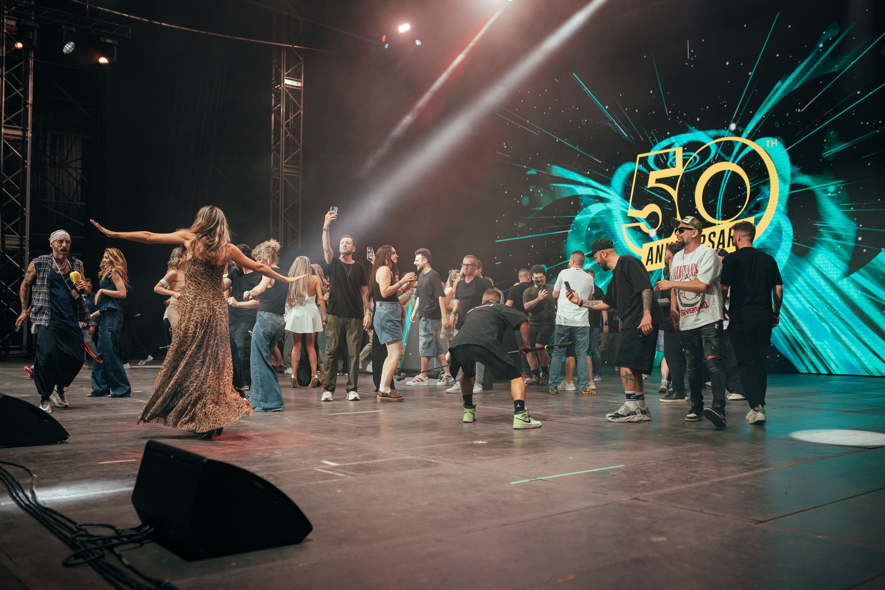 50anniRadio105_TALENT_phLA-137