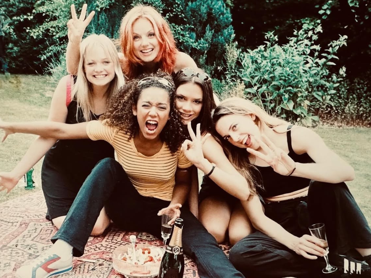 Reunion Spice Girls alle nozze di Mel C con il vestito di Victoria