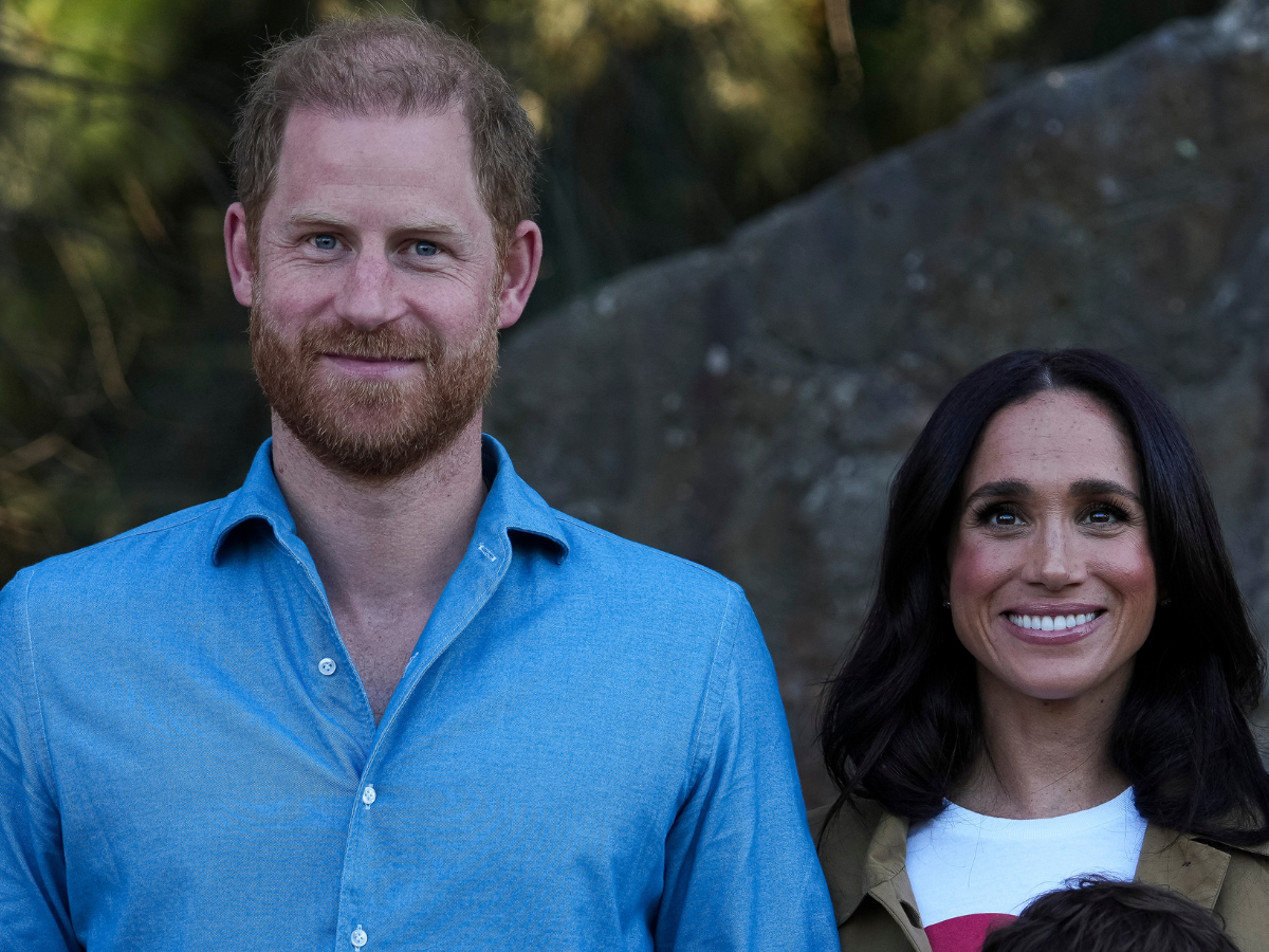 Harry e Meghan tornano nel Regno Unito con i figli Archie e Lilibet