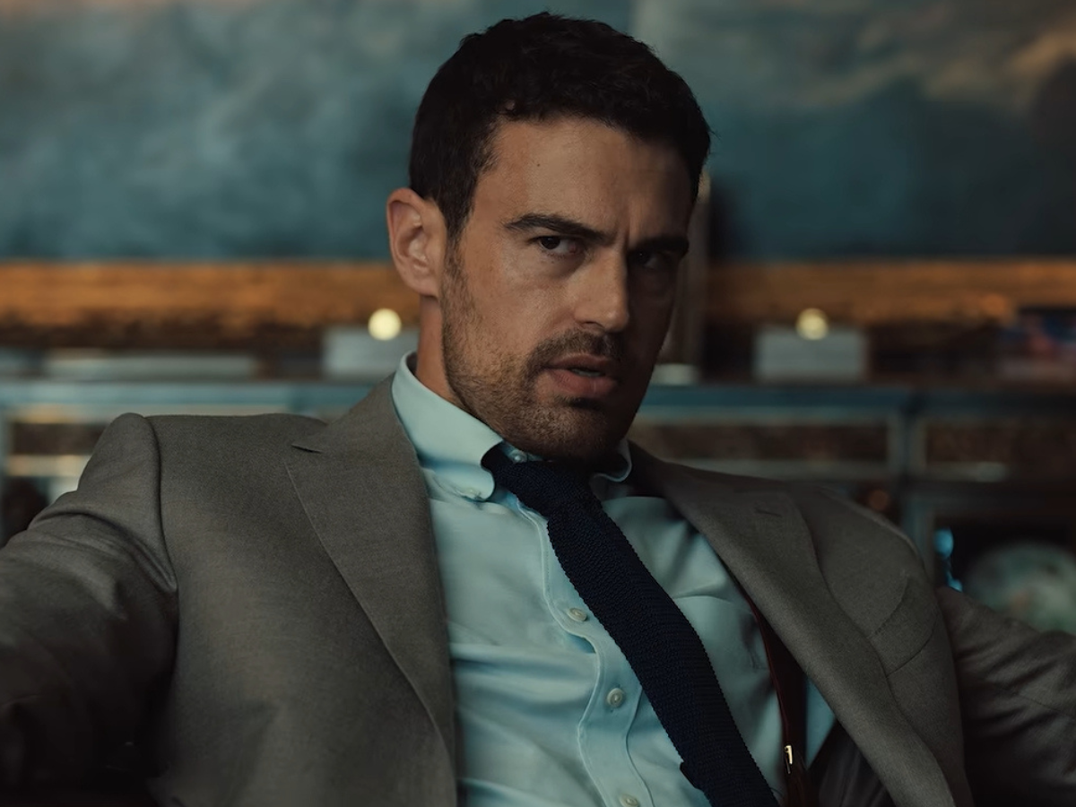 Tutto su Theo James, Edward Horniman nella serie tv “The Gentlemen”