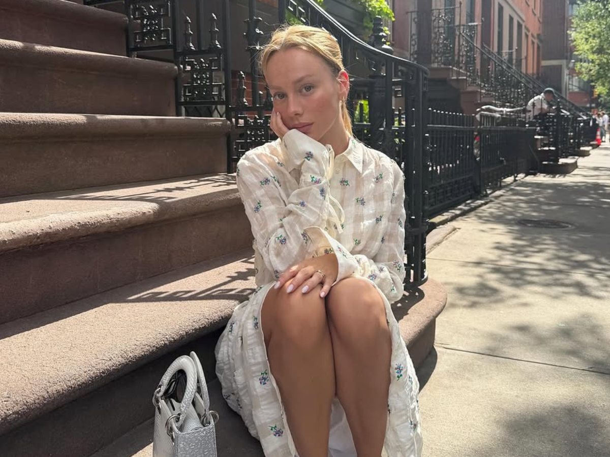 Ester Expósito dice basta alle scene di sesso: “Non ne giro più”