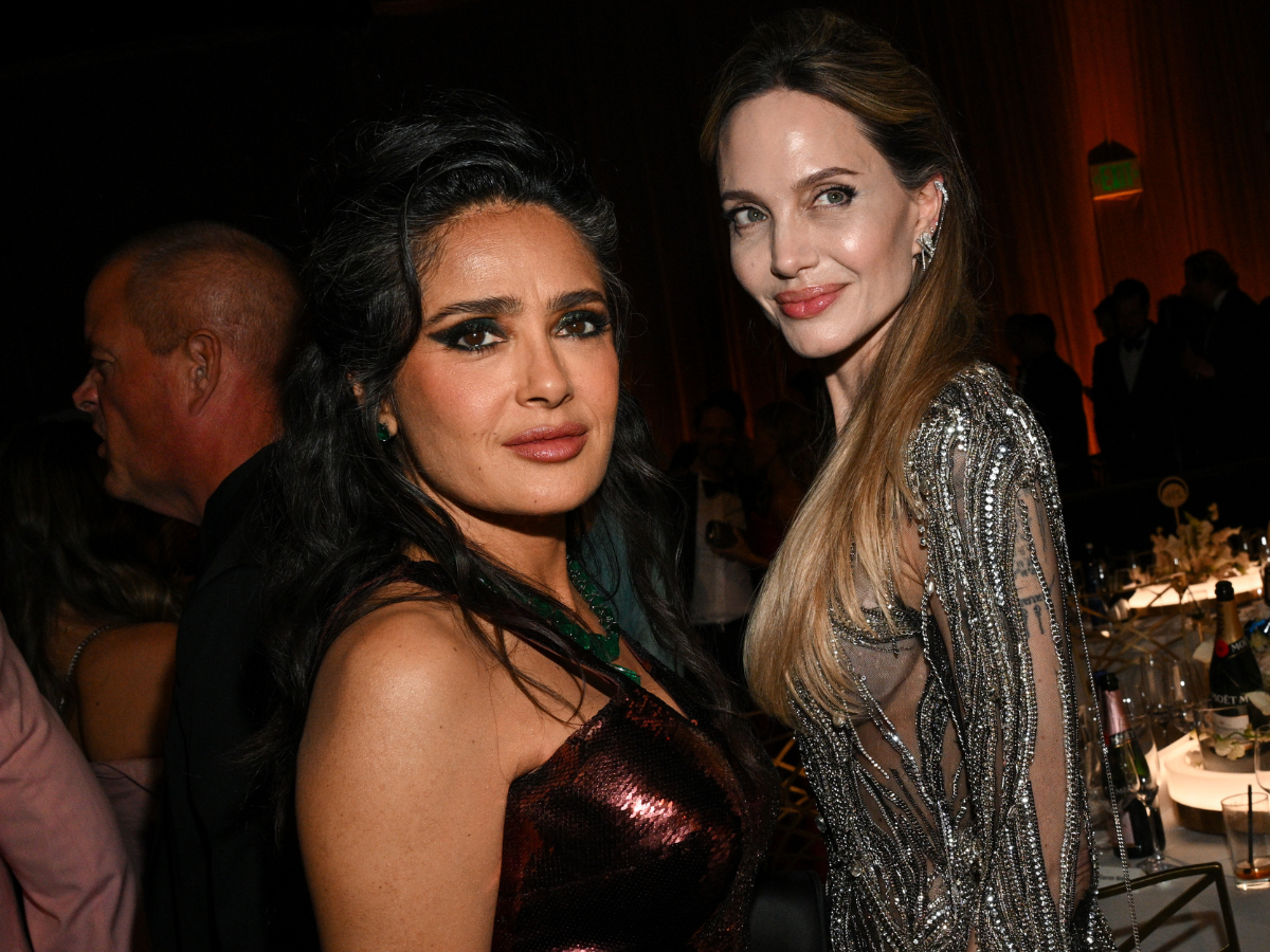 Salma Hayek e l’amicizia con Angelina Jolie: “Tu c’eri sempre”