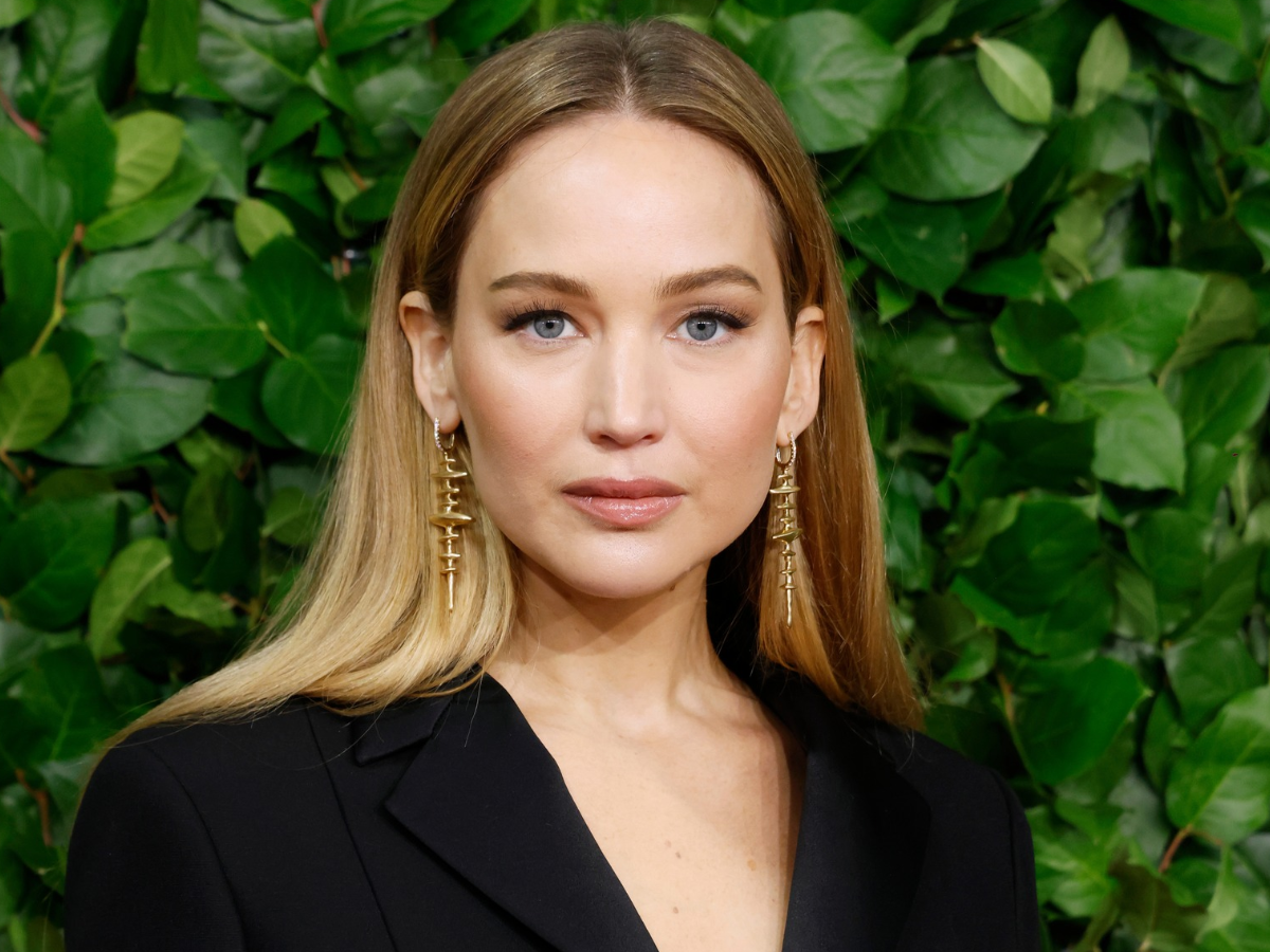Jennifer Lawrence: “Lifting al seno dopo la seconda gravidanza”