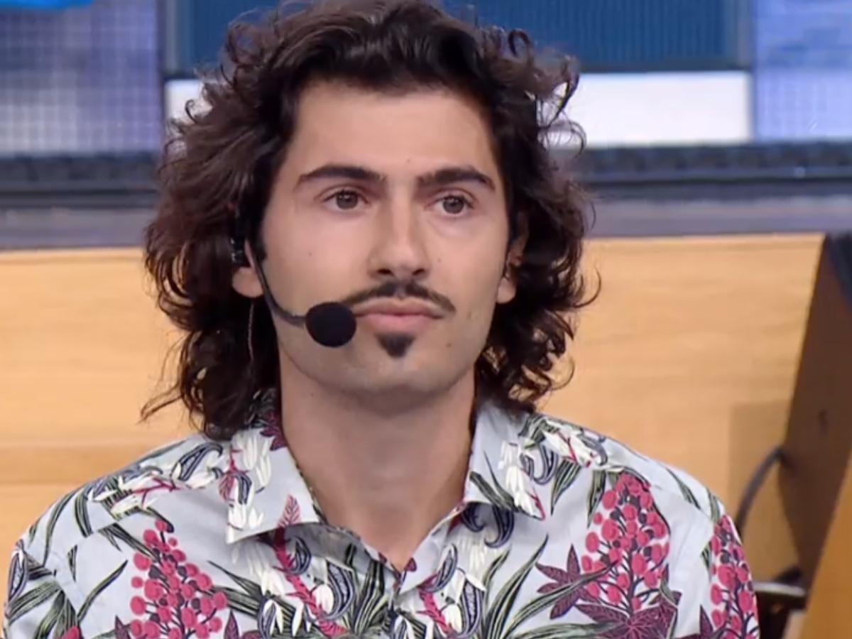 Chi è Kashmere, il cantante entrato nella scuola di “Amici 26”