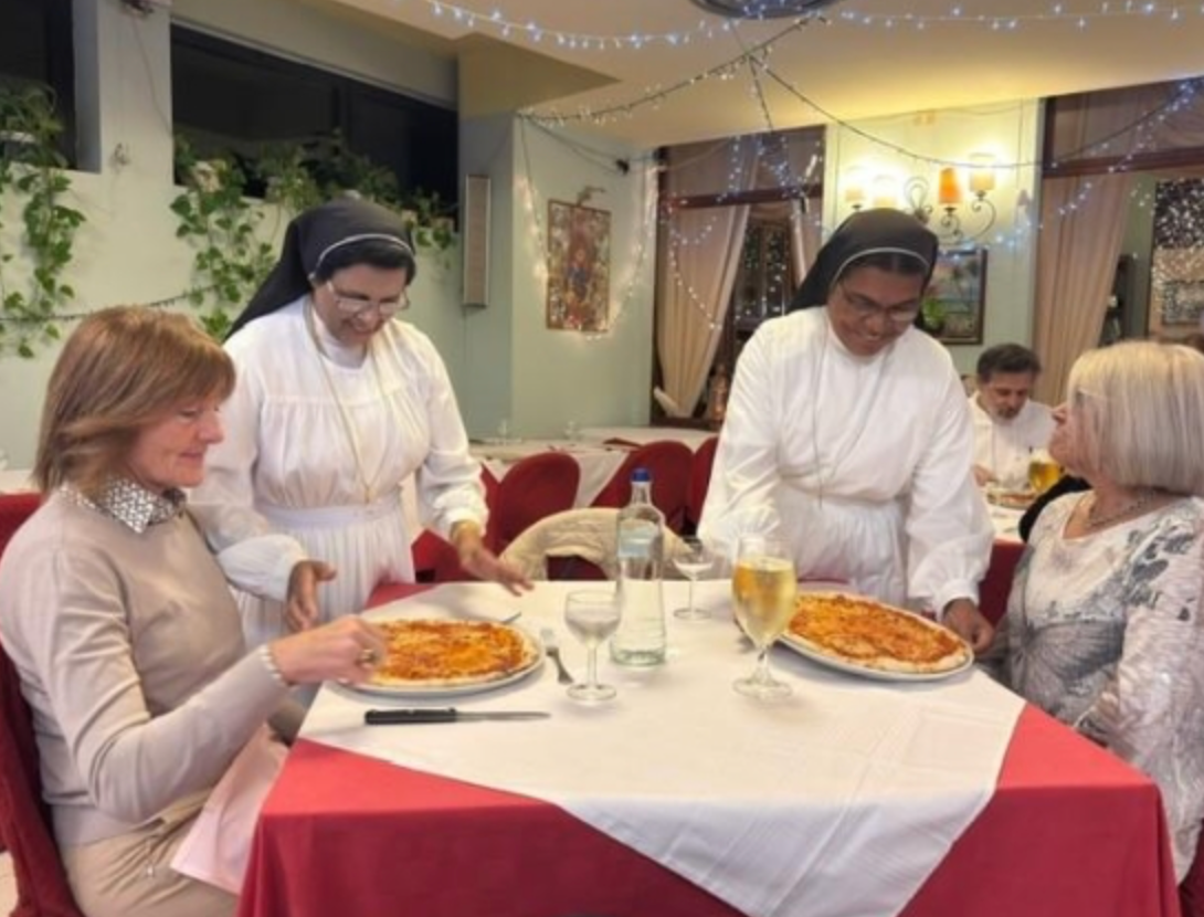 Il ristorante delle suore che è sempre al completo