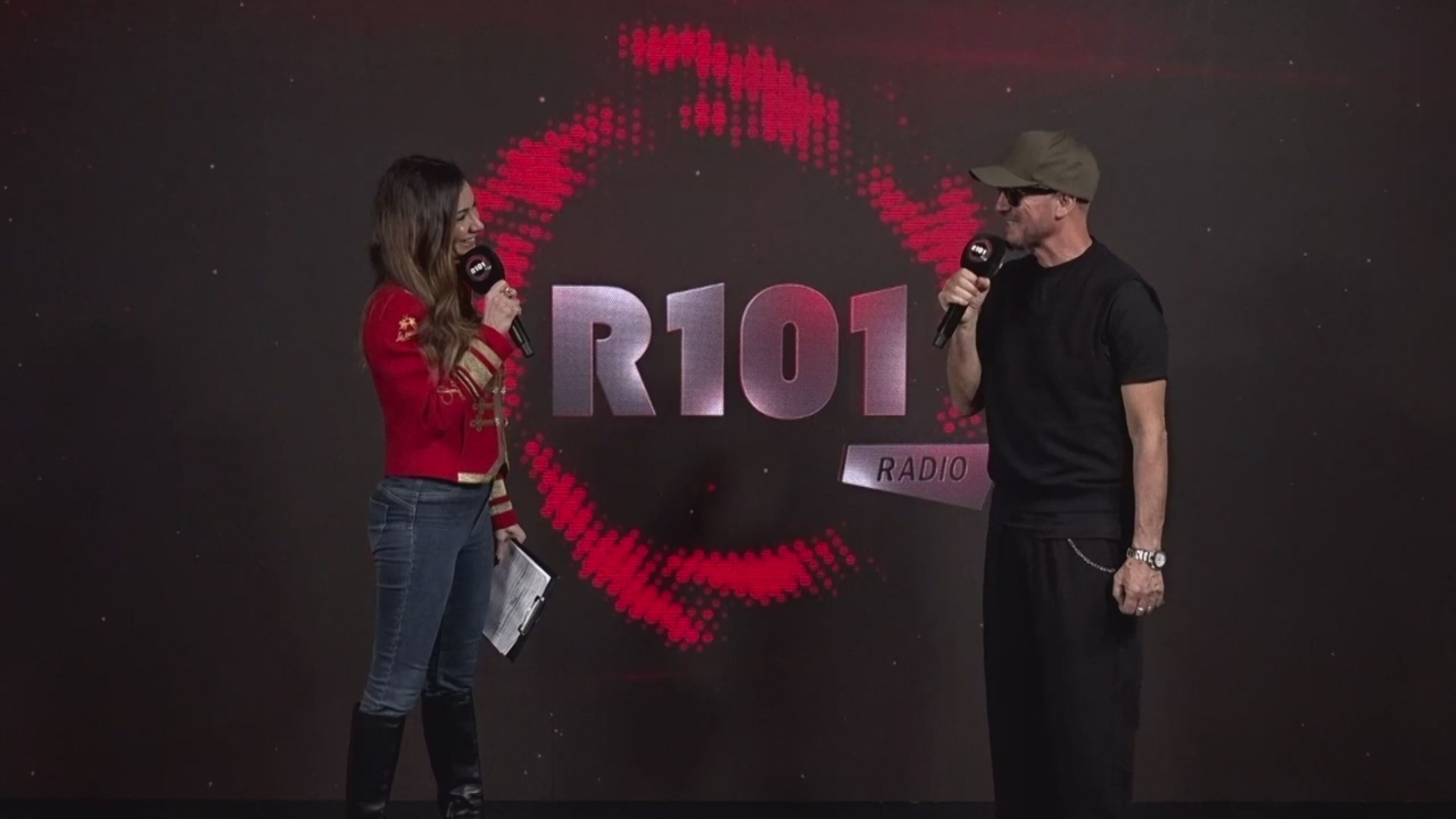 Melita Toniolo intervista Raf - R101