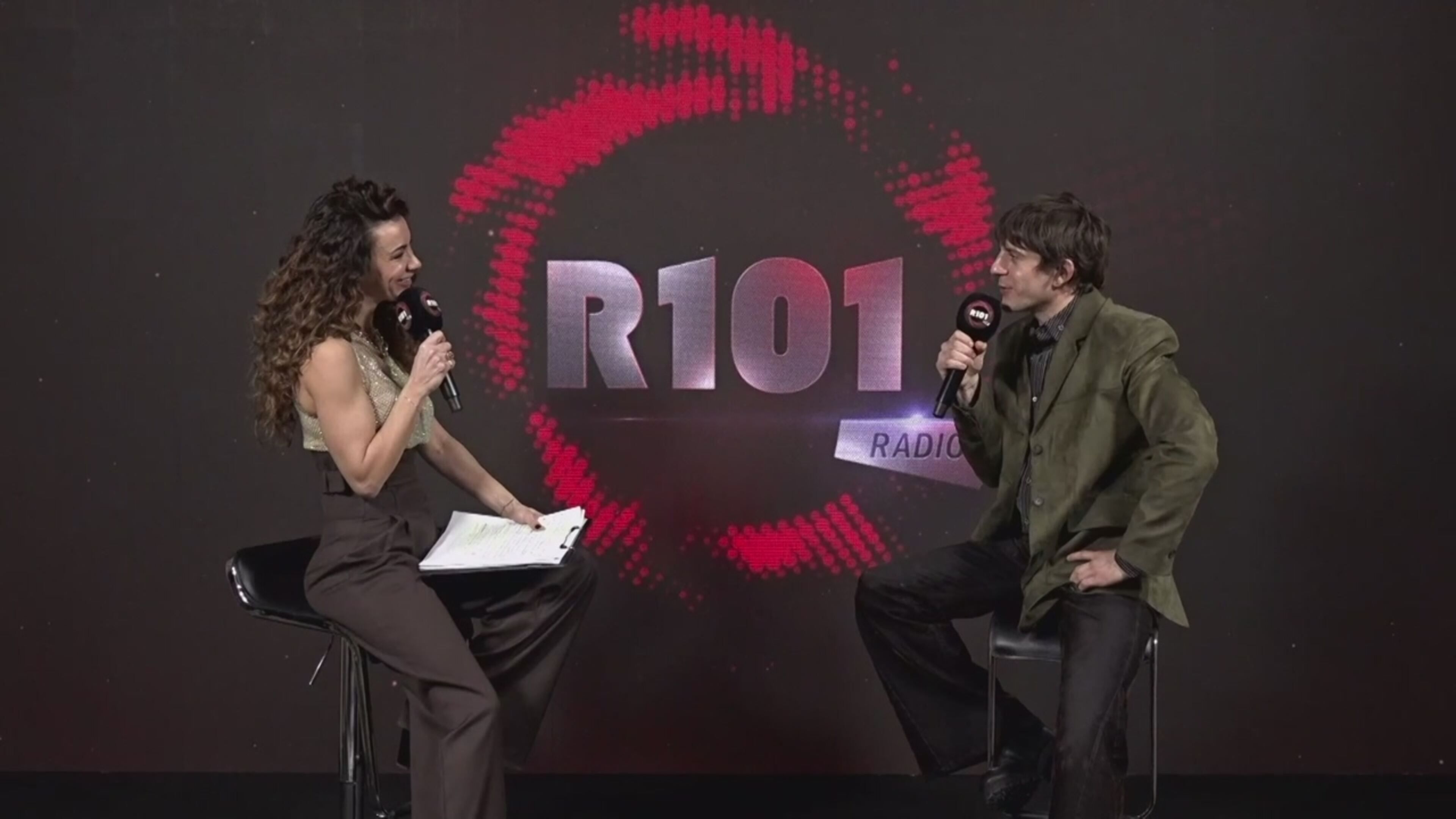 Melita Toniolo intervista Rkomi - R101