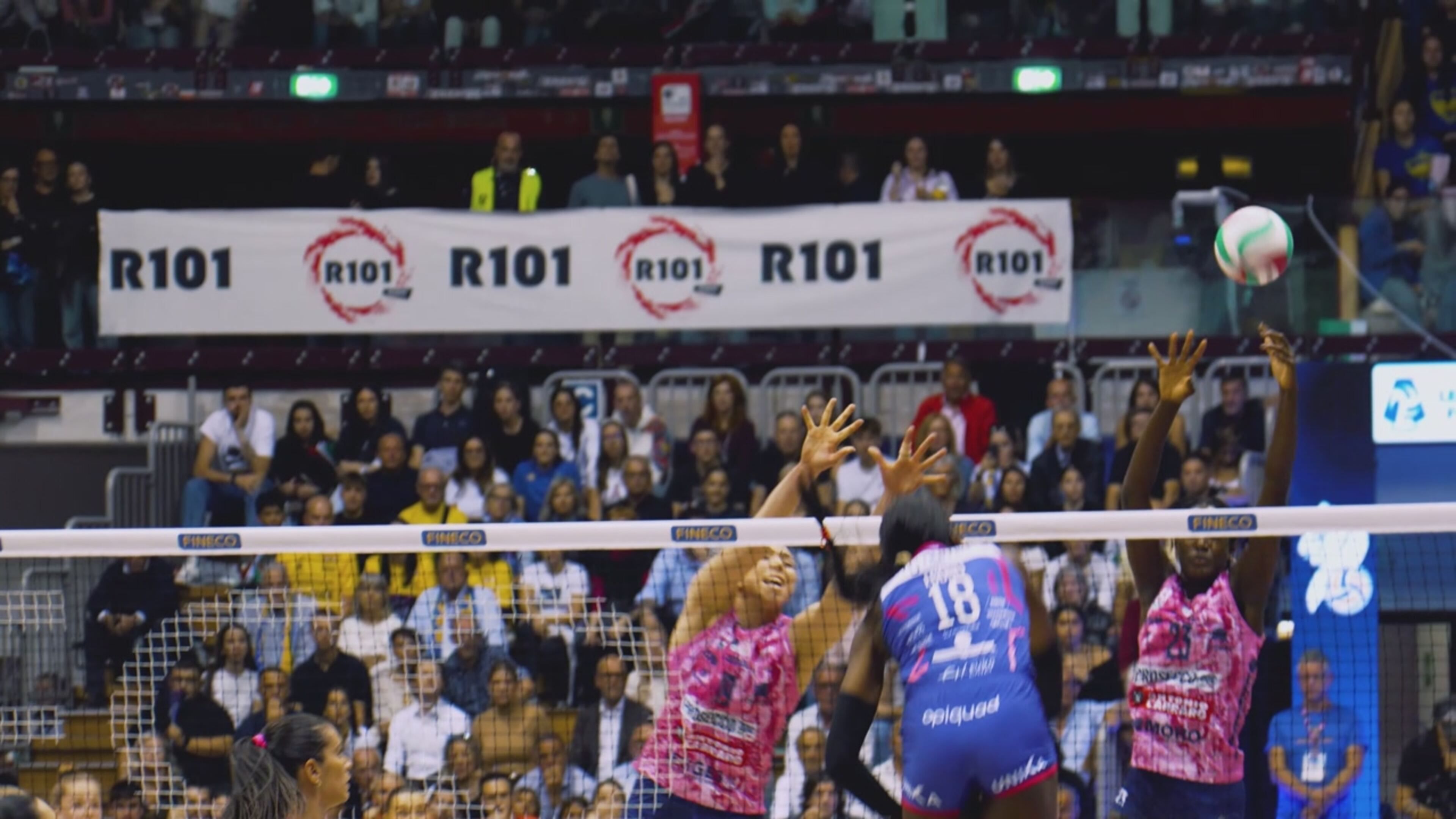 R101 alla Supercoppa Fineco 2025 di volley femminile - R101