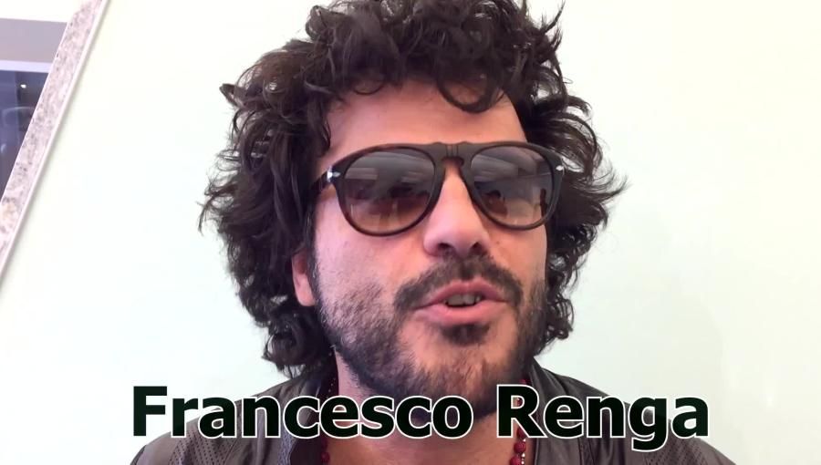 Francesco Renga ti invita a non abbandonare gli animali. Guarda il video esclusivo