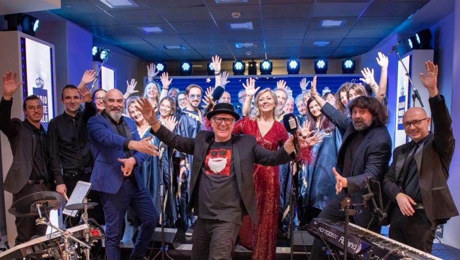 L’Italian Gospel Choir esegue “Oh Happy Day”