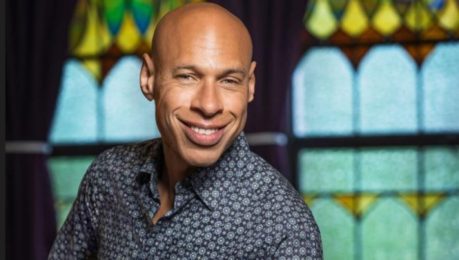 Joshua Redman: amo suonare in giro per il mondo