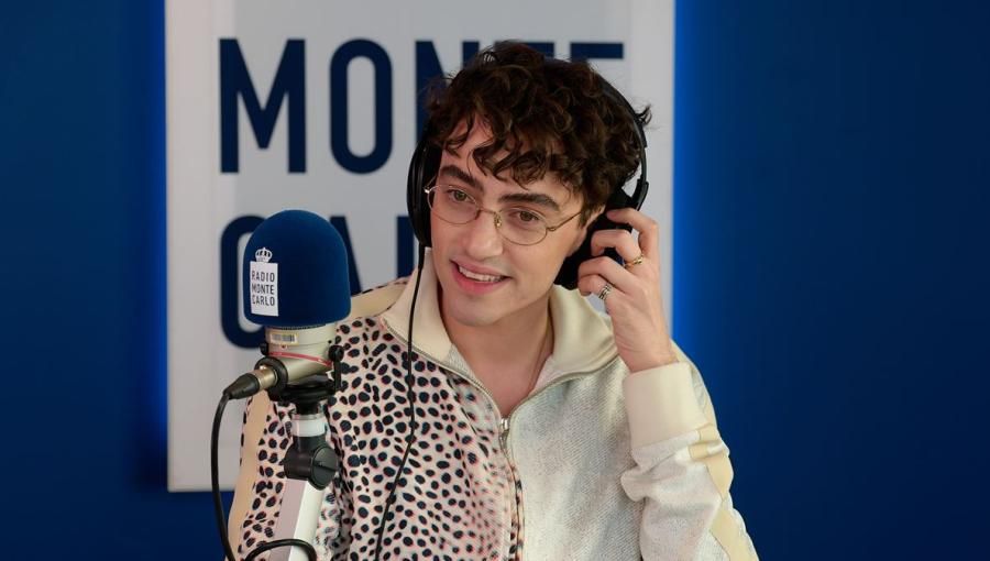 Michele Bravi: io, Carla Bruni, la musica e quella camera d’albergo