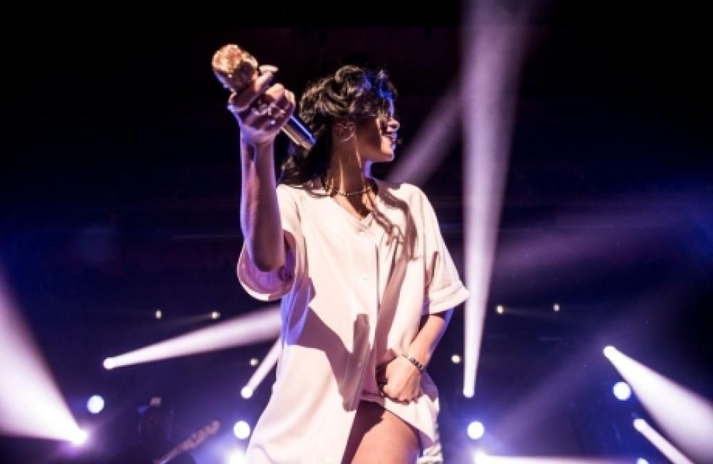 417jpe--rihanna