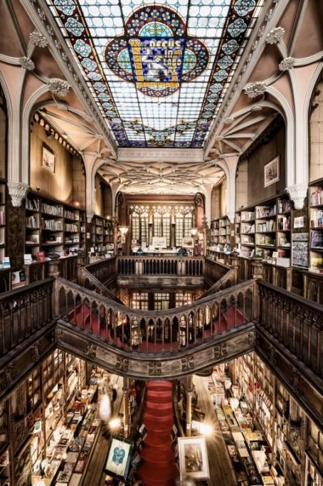 42-55768204jpg--lello_and_irmao_bookshop__spiral_stairs__oporto__portugal__europe