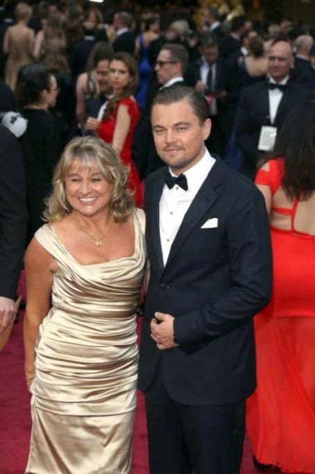 42-56424633jpg--86th_academy_awards
