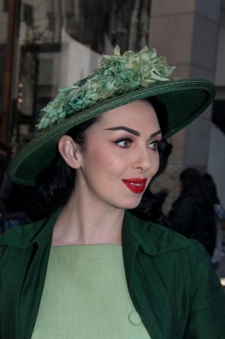 42-57802263jpg--2014_easter_parade_and_easter_bonnet_festival_in_new_york_city