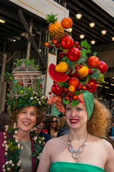 42-57802327jpg--2014_easter_parade_and_easter_bonnet_festival_in_new_york_city