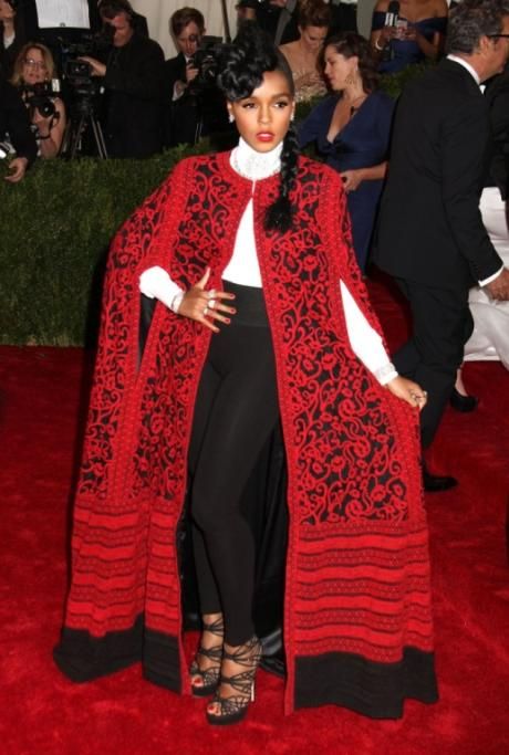 42-58216687jpg--_charles_james__beyond_fashion____met_gala_2014