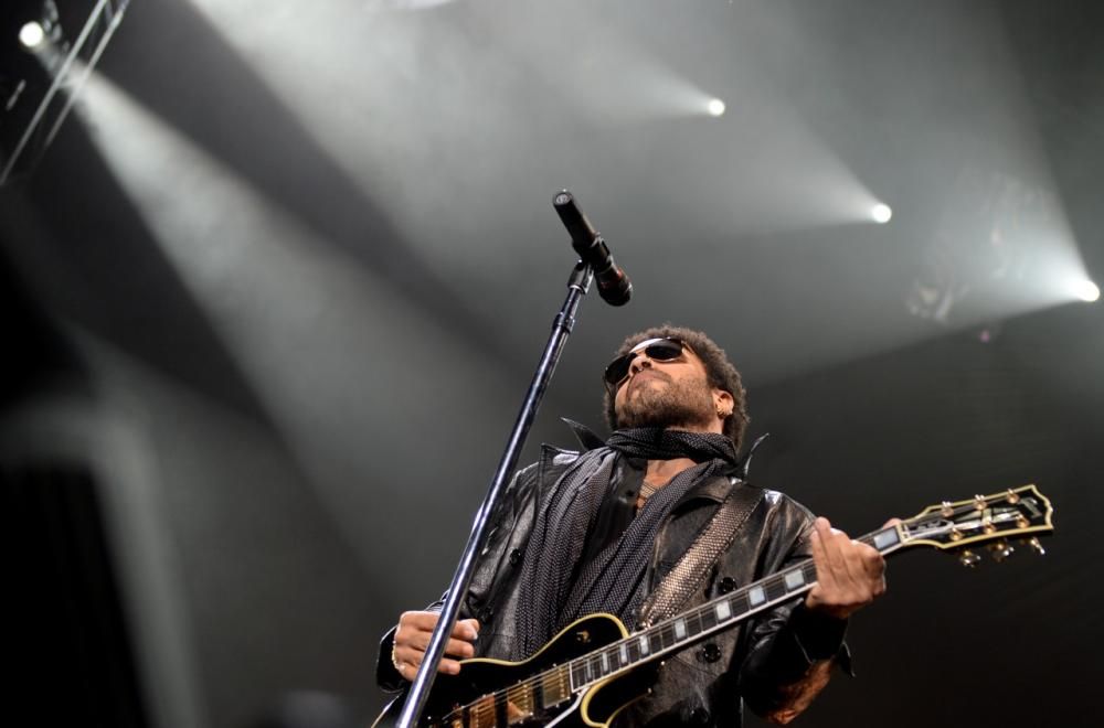42-63901927jpg--lenny_kravitz_on_tour_in_germany