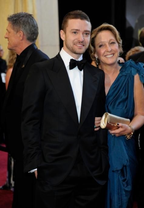 42-27562326jpg--83rd_academy_awards___arrivals