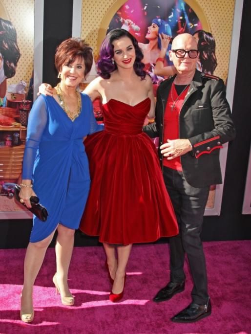 42-35141647jpg--paramount_pictures_premiere_of__katy_perry__part_of_me__in_hollywood__california