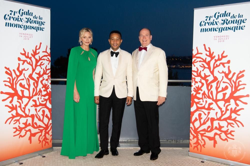 71_GCR_Alberto_II_Charlene_John_Legend_2019_COCKTAIL_004-1564222321931JPG--