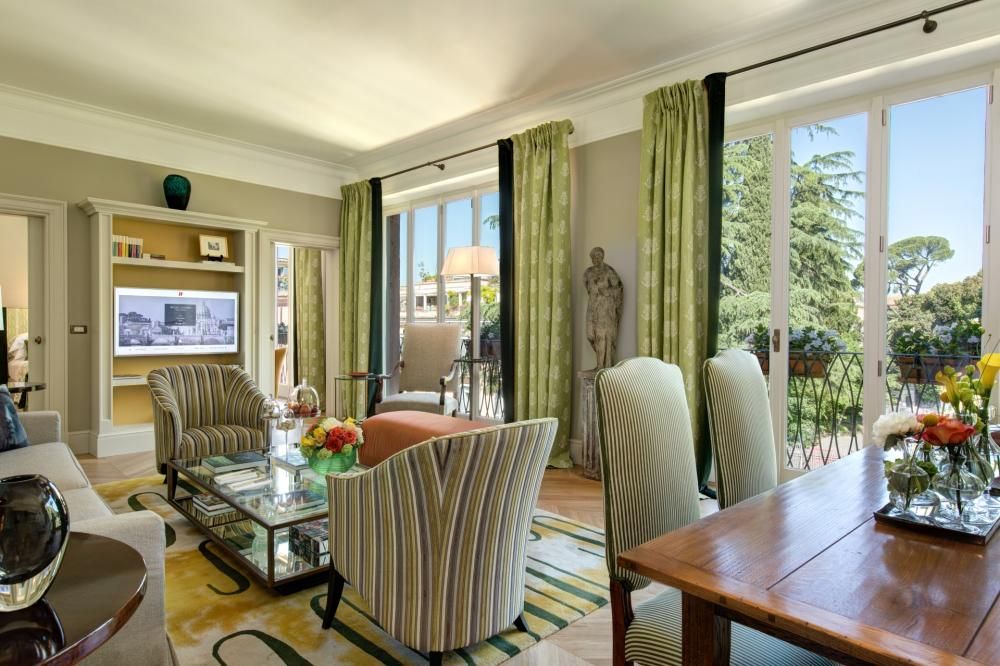 7_RFH_Hotel_de_Russie__Valadier_Suite_8666_JG_May_18-JPG-1624367862859JPG--hotel_de_russie__roma