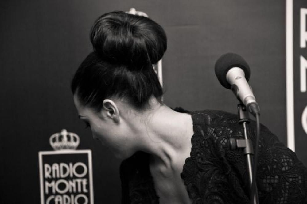 0011jpg--caro_emerald