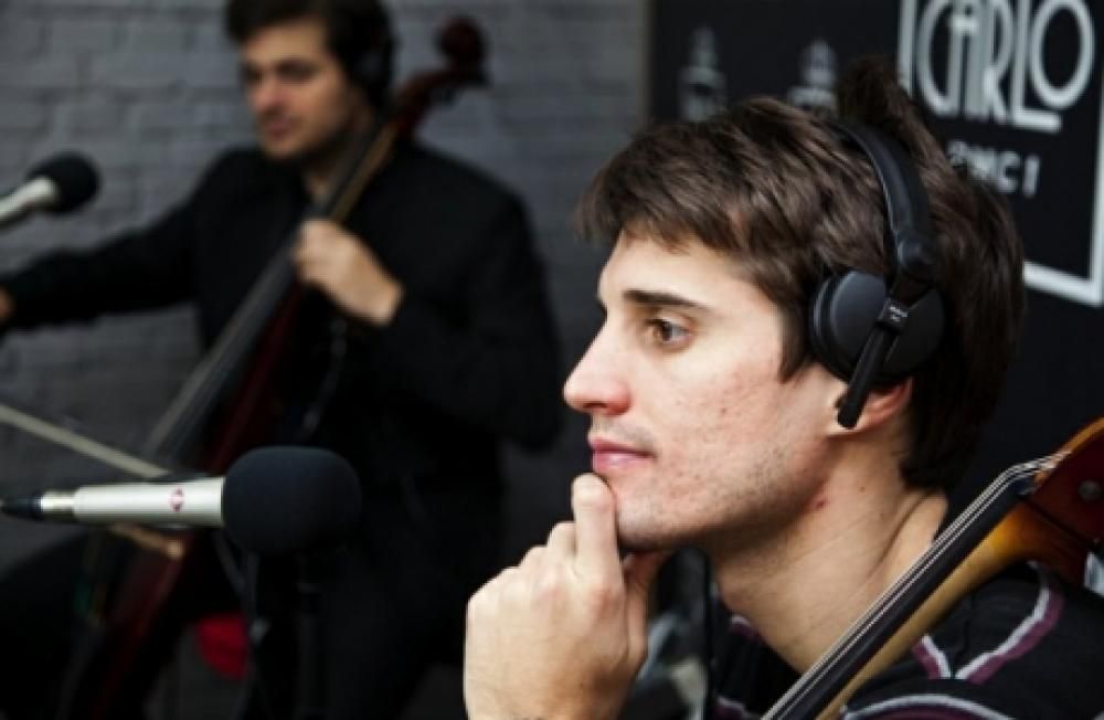 0035jpg--2cellos