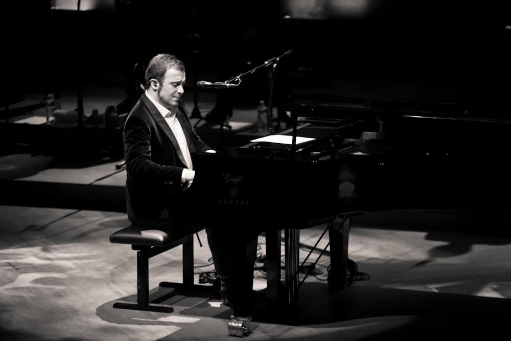004jpg--raphael_gualazzi