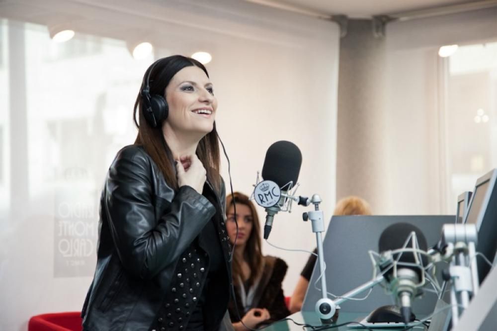 0062jpg--laura_pausini