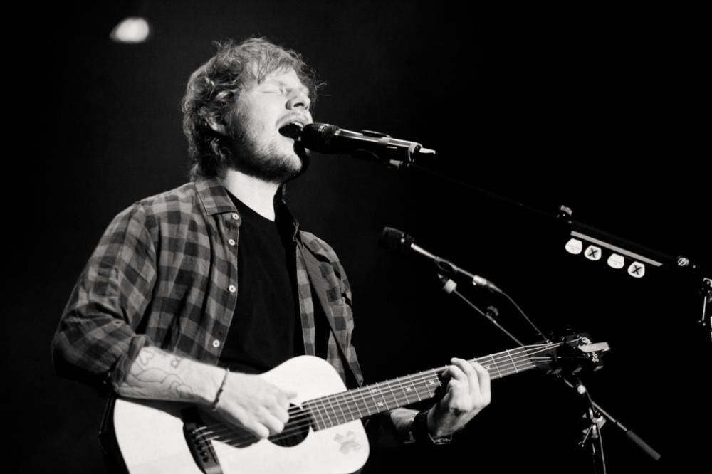 016jpg--ed_sheeran_spende_2000_sterline_in_giocattoli
