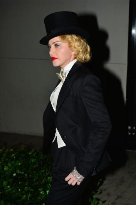 01jpg--madonna