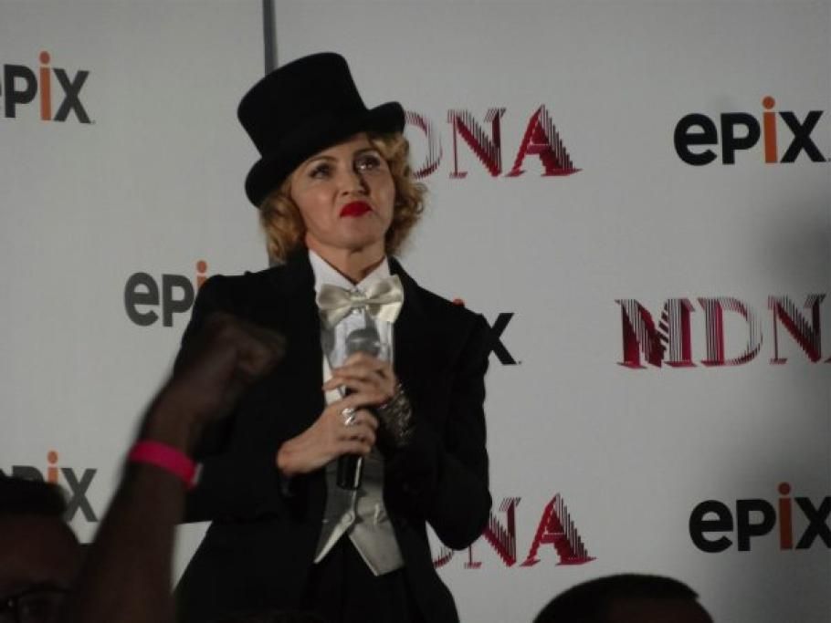 04jpg--madonna