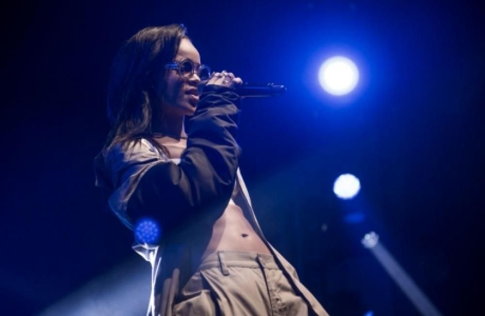 06jpg--rihanna