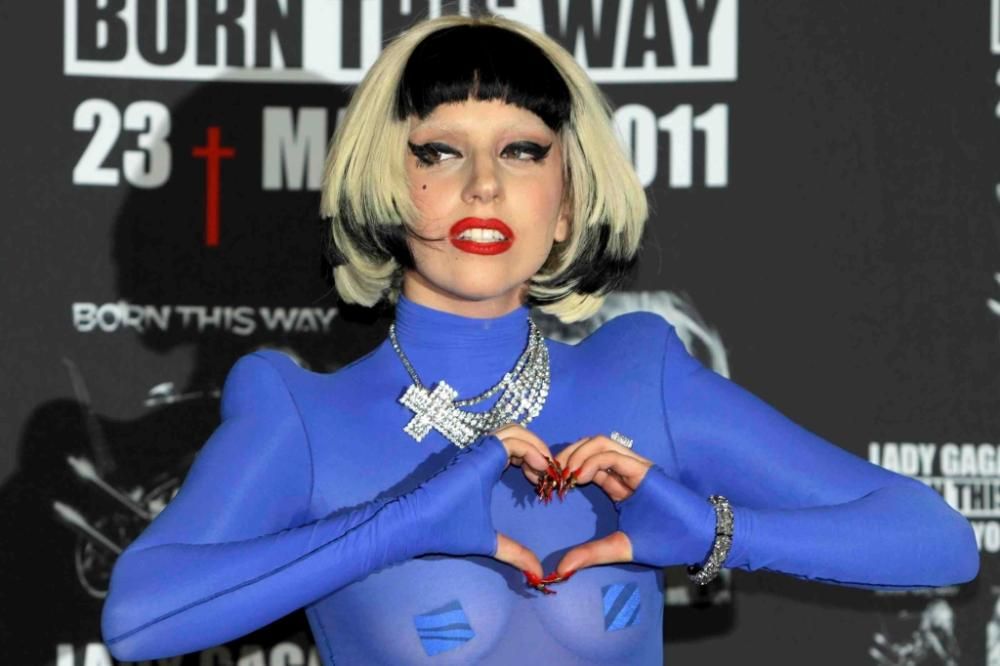 13-infophoto_2013-11-07_121440111_high_INFOPHOTO_MM9429jpg--_dpa__citta__del_messico__lady_gaga_presenta_il_suo_tour__monster_ball_