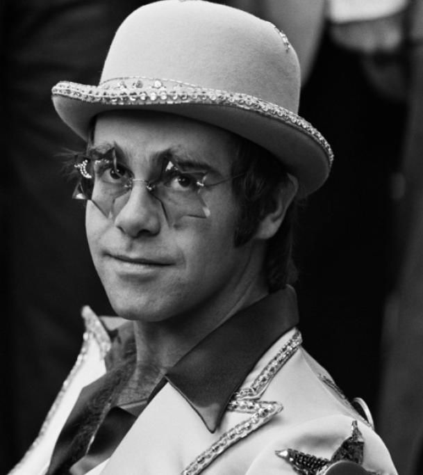 1427196561798_1427213376jpg--elton_john