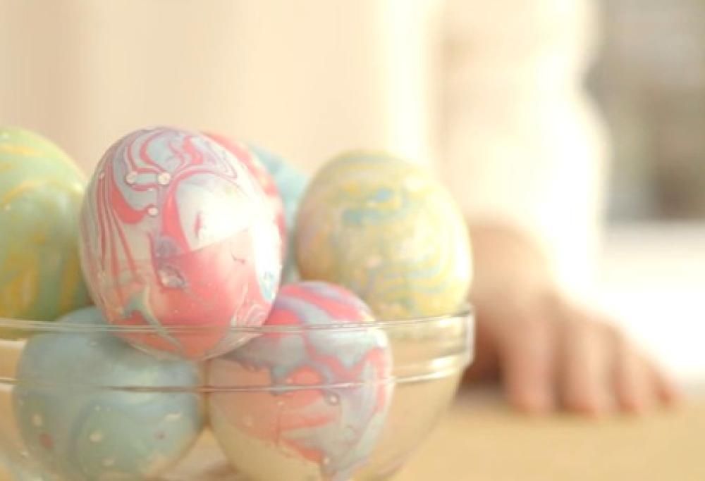 Uova pasquali: un decoro d’effetto in breve tempo