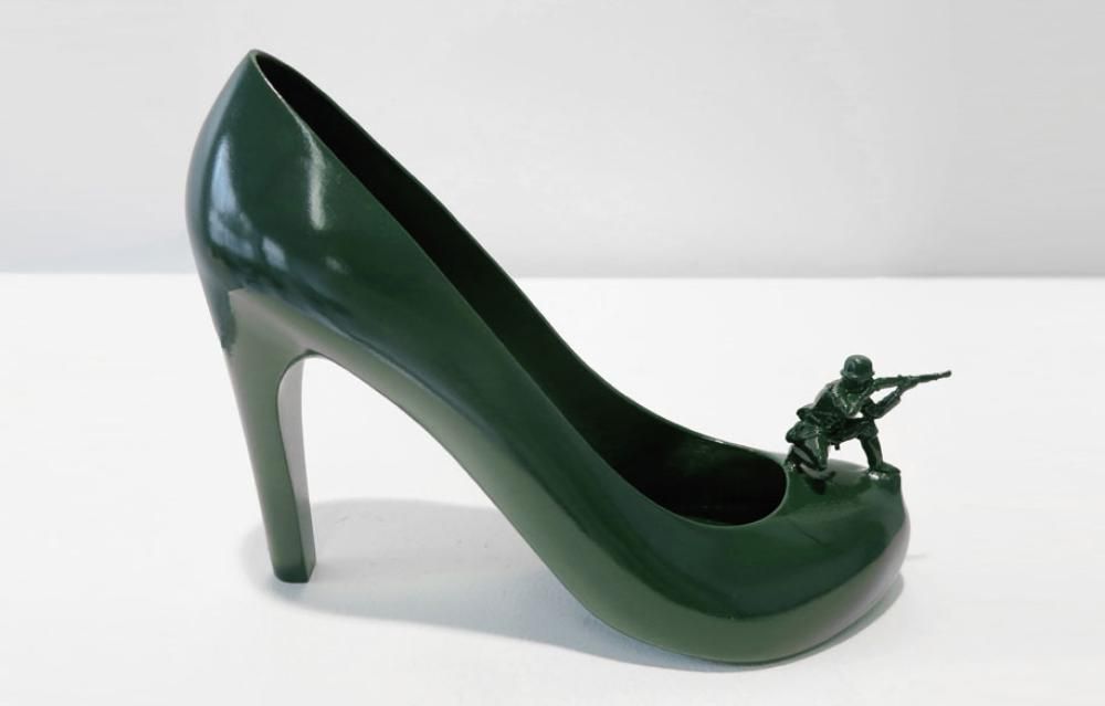 1428422211780jpg--le_scarpe_scultura_del_designer_sebastian_errazuriz_