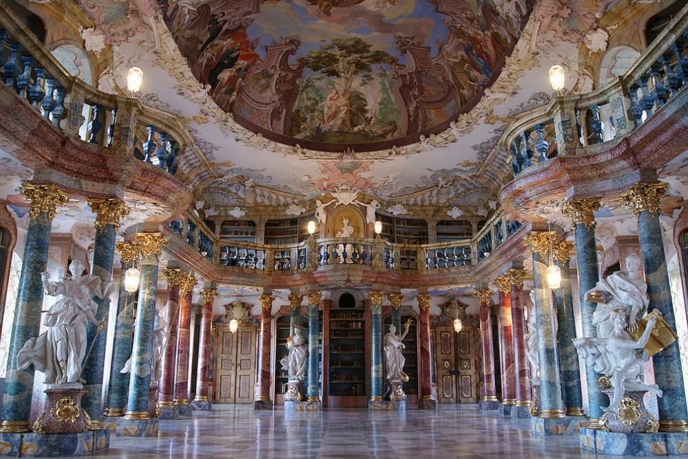 1430834370081jpg--le_biblioteche_piu_belle_da_visitare_in_europa