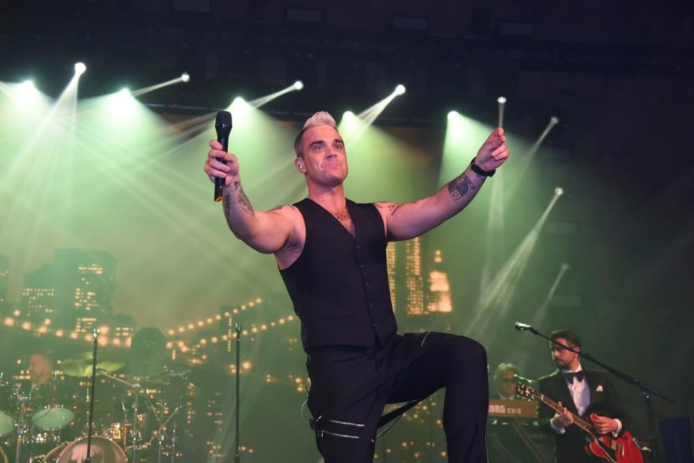 1432045484770jpg--robbie_williams__un_video_per_dire_addio_al_suo_cane