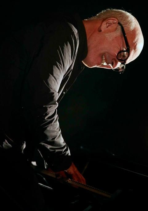 1444731500895jpg--innesti_geniali_di_pop__rock_ed_elettronica
