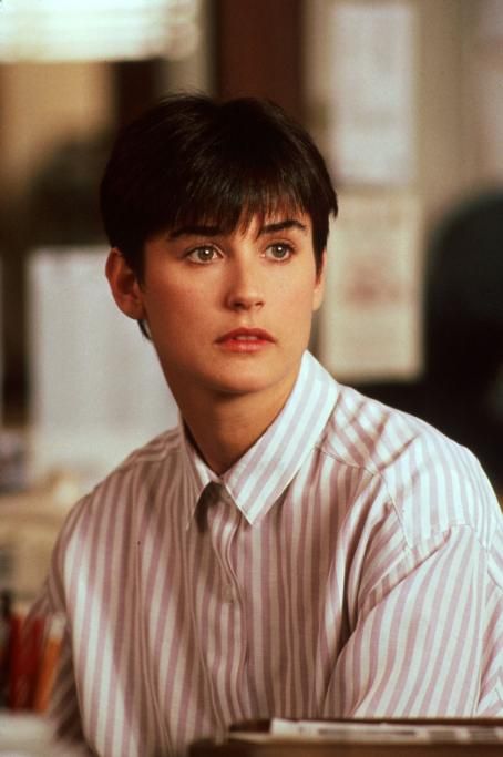 1445617792353jpg--il_look_androgino_di_demi_moore