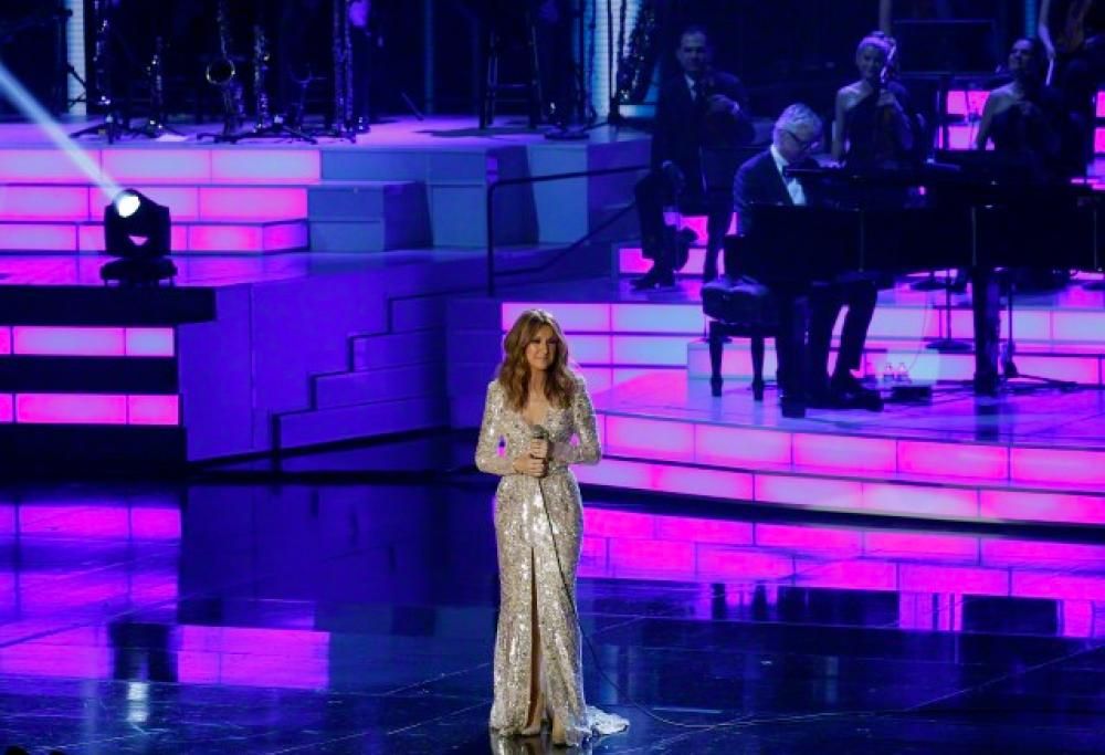 Celine Dion commuove il pubblico di Las Vegas