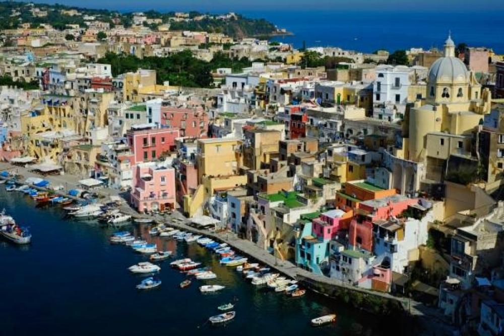 1464790665339jpg--isola_di_procida__italia