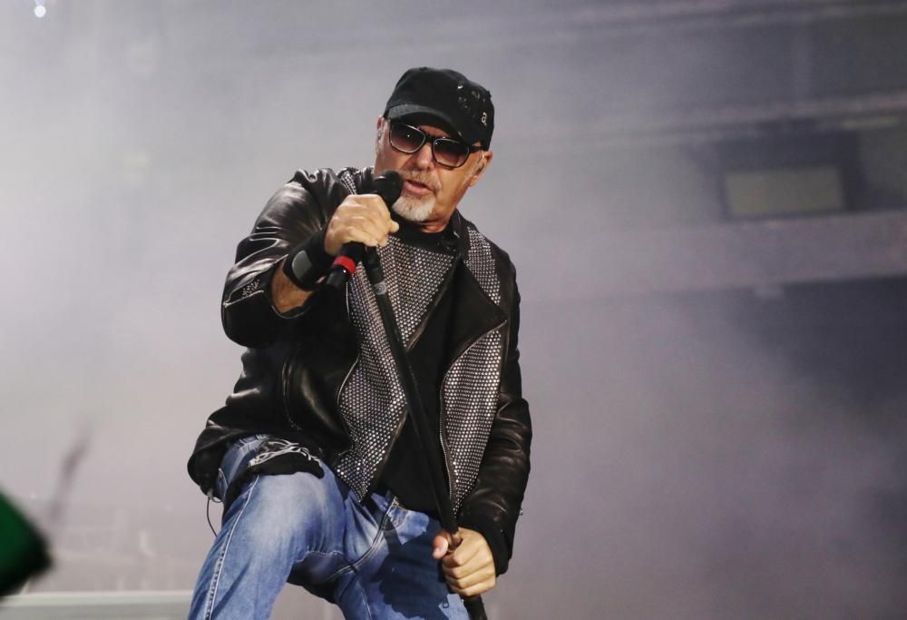 Vasco Rossi: «Ho fatto un patto con il diavolo»